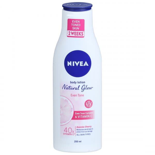 Nivea Natural Glow Even Tone with UV Filter 40x Vitamin C Body Lotion 200 ml