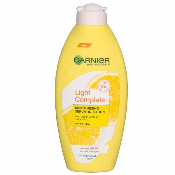 Garnier Light Complete Moisturising Serum-In-Lotion 250 ml