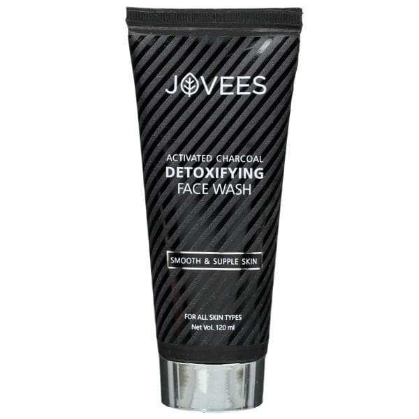 Jovees Activated Charcoal Detoxifying Face Wash 120 ml
