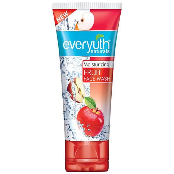 Everyuth Naturals Moisturizing Fruit Face Wash (Free 10% Extra) 100 g