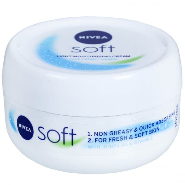 Nivea Soft Light Moisturising Cream (Rs 16 off) 100 ml