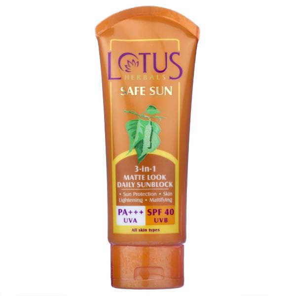 Lotus Herbals Safe Sun Spf 40 Pa+++ 3 IN 1 Matte Look Daily Sunblock Cream 100 g
